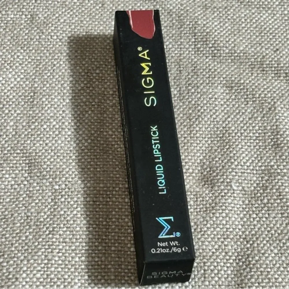 Sigma Beauty Liquid Lipstick - Dapper- NIB